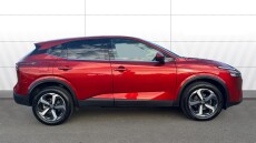Nissan Qashqai 1.3 DiG-T MH N-Connecta 5dr Petrol Hatchback